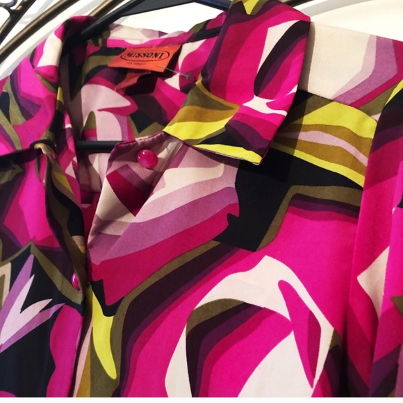 Beautiful Blouse By MISSONI - Picture 2 of 4